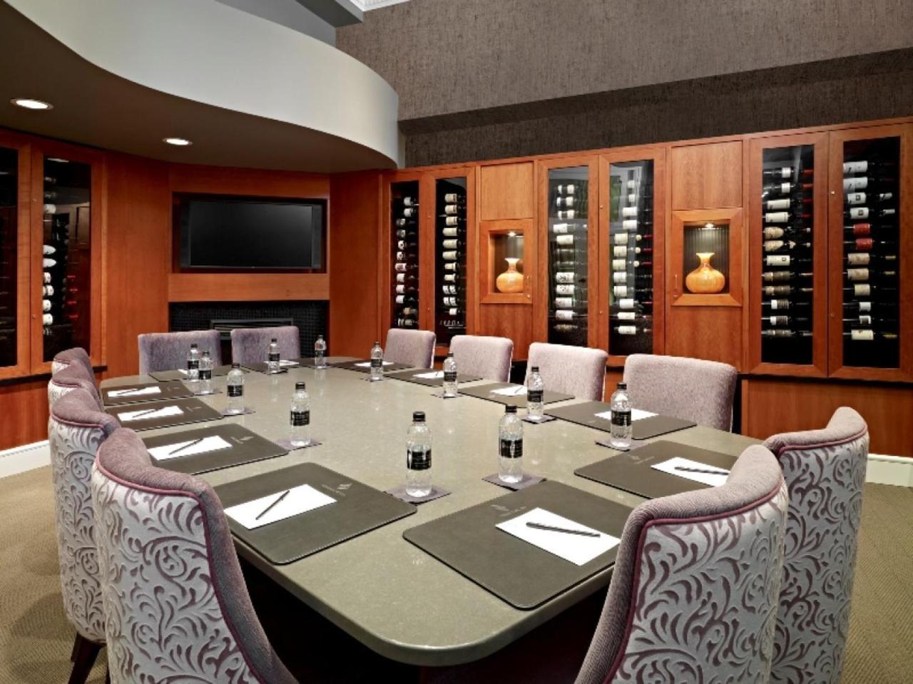 Union Bank Inn Edmonton Ngoại thất bức ảnh